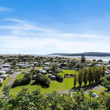 Port Waikato Holiday Park Hotel Ngoại thất bức ảnh