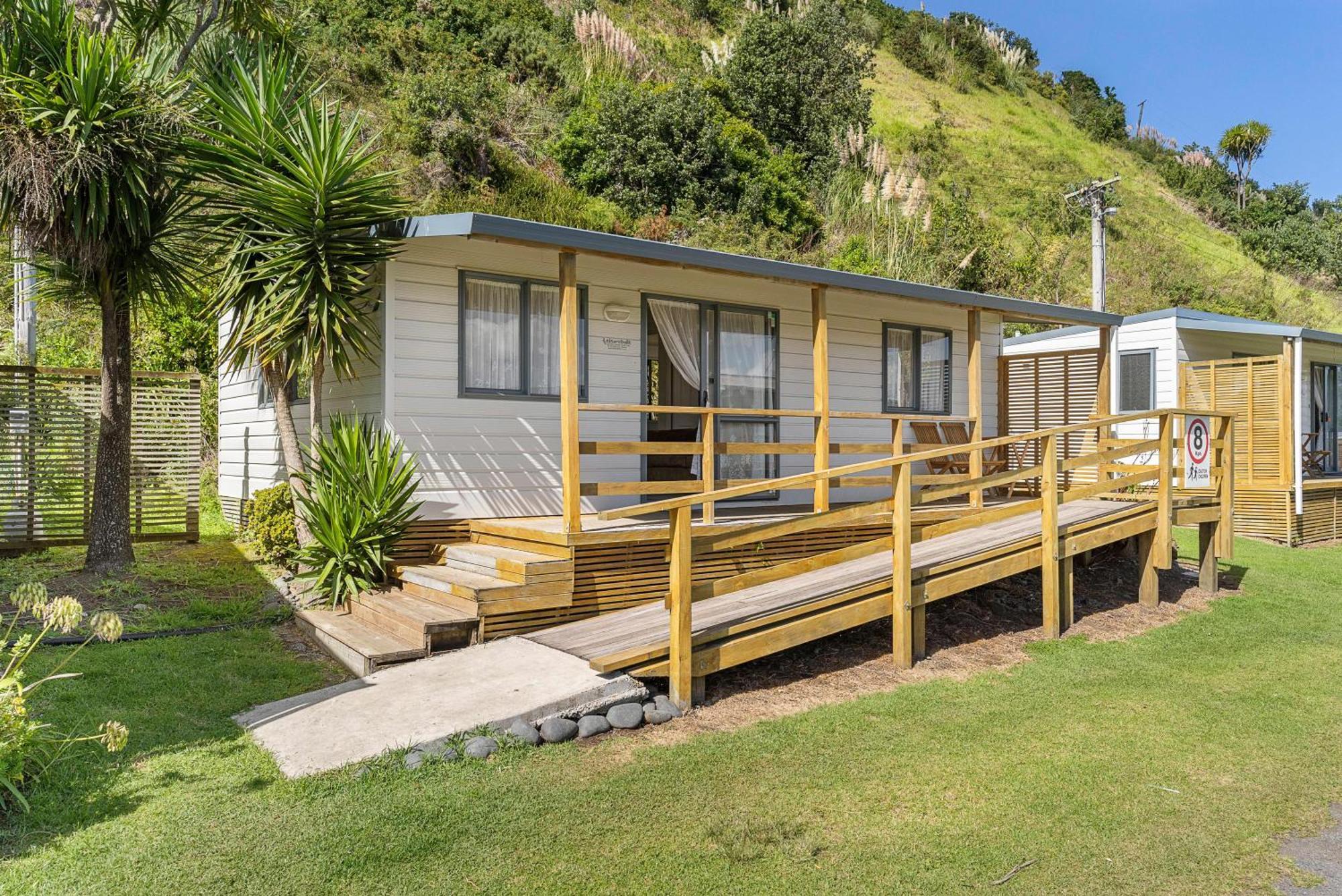 Port Waikato Holiday Park Ngoại thất bức ảnh